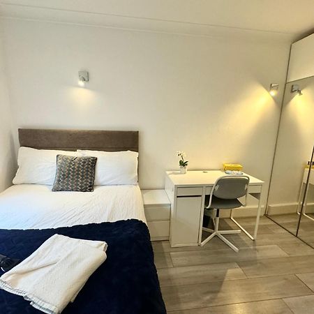 King'S Cross Private Bedrooms London Exterior photo